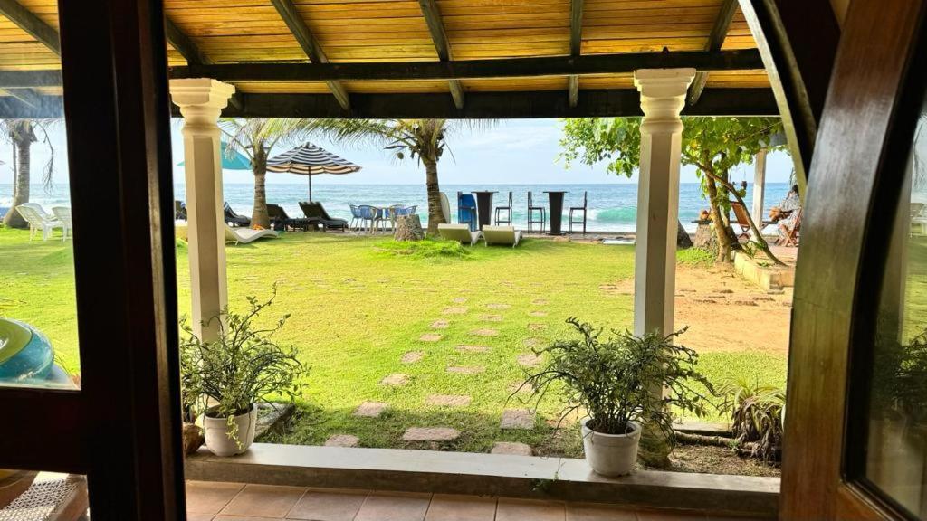 Isle Of Thalpe Bed & Breakfast Unawatuna Exterior foto