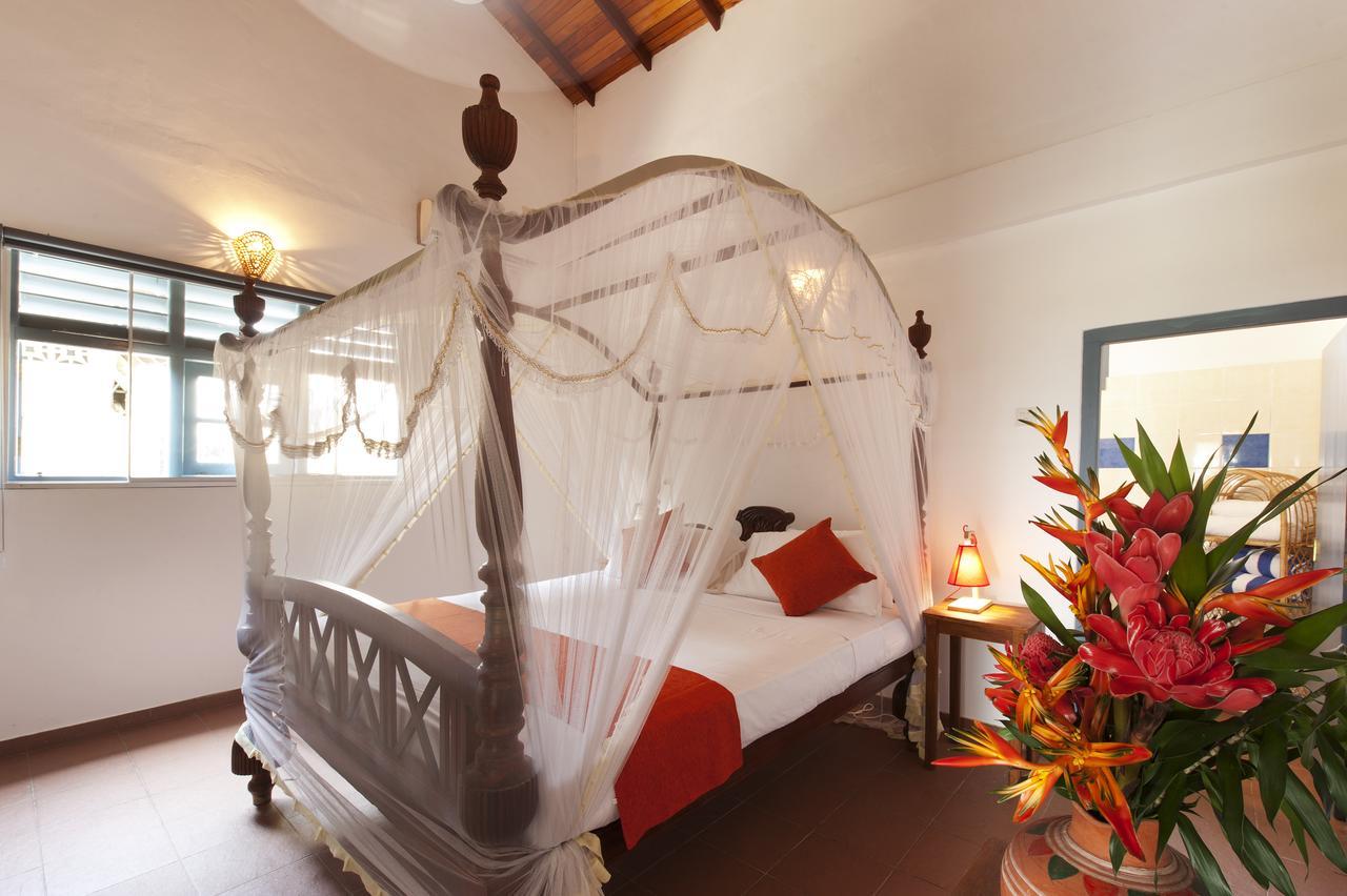 Isle Of Thalpe Bed & Breakfast Unawatuna Exterior foto